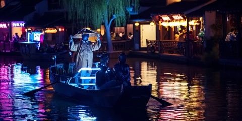 交运长江夜游游船是宜昌的一个旅游景点