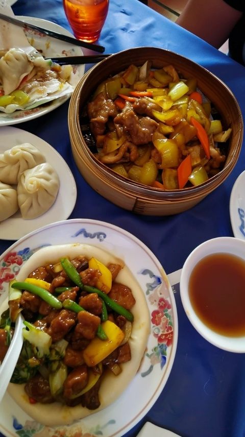 阳光少年探秘西方美食，中华美食一级棒