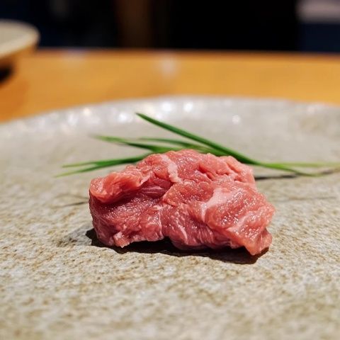 住有马温泉别错过一顿超美味的神户牛大餐！住进关西有着800年历史的「陶泉·御所坊