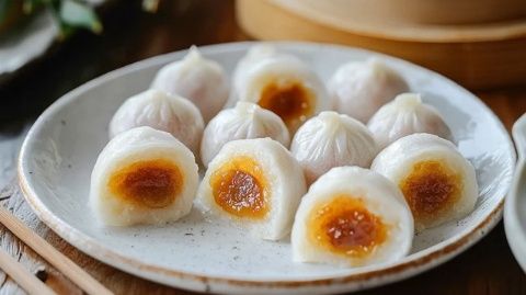 中国朝鲜族传统美食：锤炼出味的糯米打糕