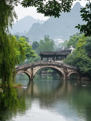 
荔湾湖公园一日游套票：岭南园林美景+西关美食盛宴