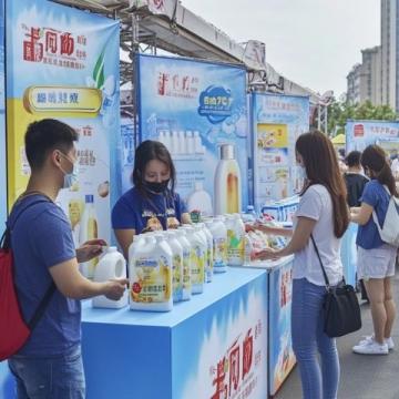 赵一鸣零食风靡东莞背后：高倒闭率与经营困境分析