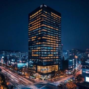 太原市和平北路上的八大祥搬家了，现在位于漪汾街与和平北路口